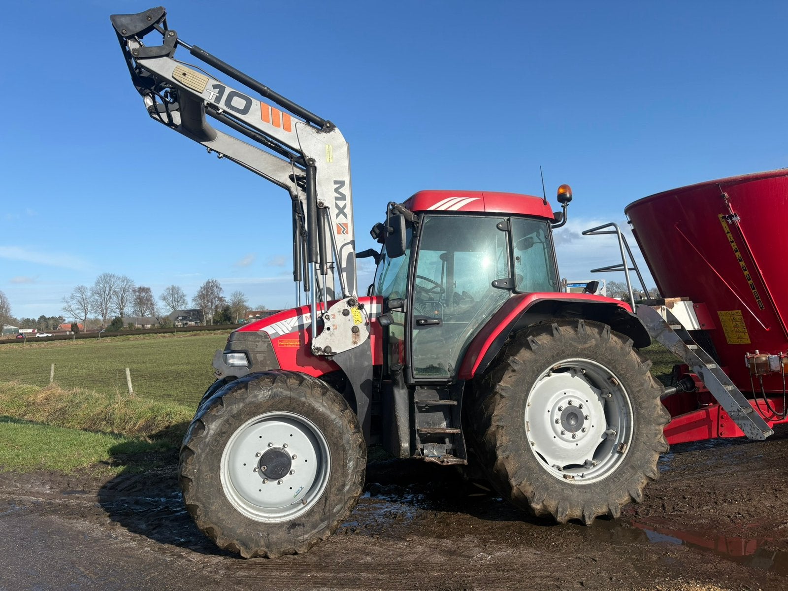 chargeur frontal Mccormick MC95 Mailleux MX T10 Fendt Claas, Articles professionnels, Agriculture | Tracteurs, Enlèvement ou Envoi