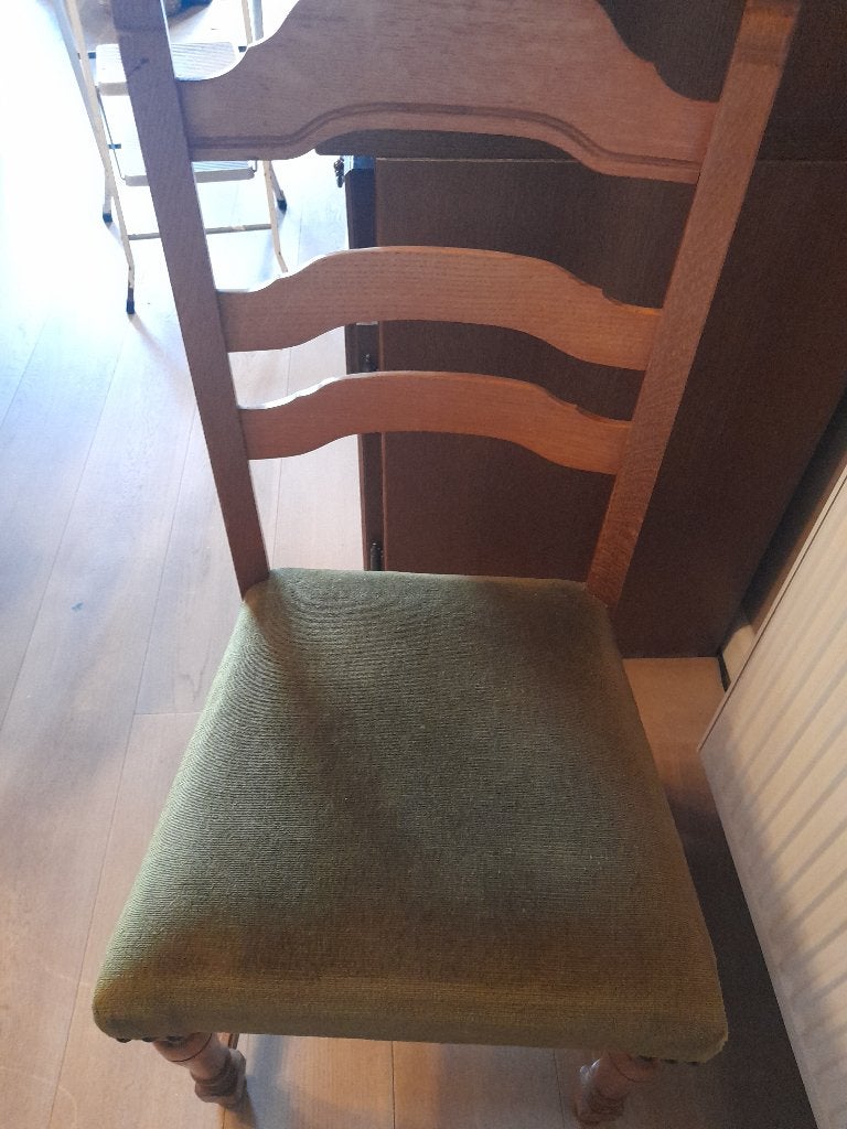 Kasten en 6 stoelen. Ook apart te verkrijgen, Enlèvement, Utilisé