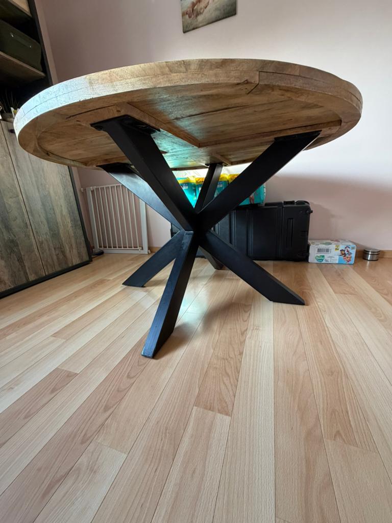 Ronde tafel “130” mangohout, Ophalen, Zo goed als nieuw