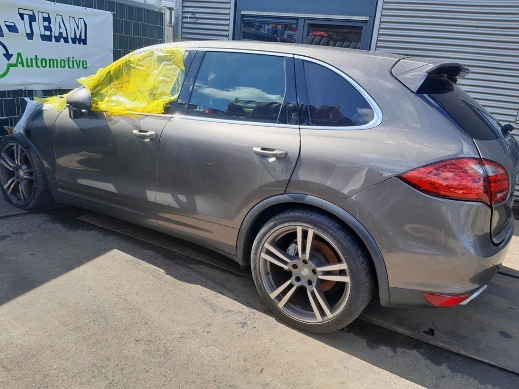 PORTIER LINKS VOOR Cayenne II (92A) (|95853101100GRV|), Gebruikt, Voor, Porsche, Deur