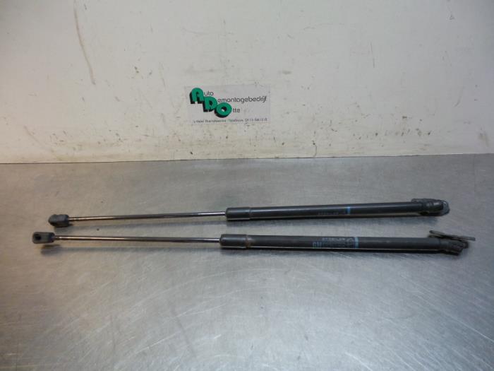 Kit amortisseur gaz hayon d'un Opel Corsa (Corsa D 07-), -, Opel, 3 mois de garantie, Utilisé