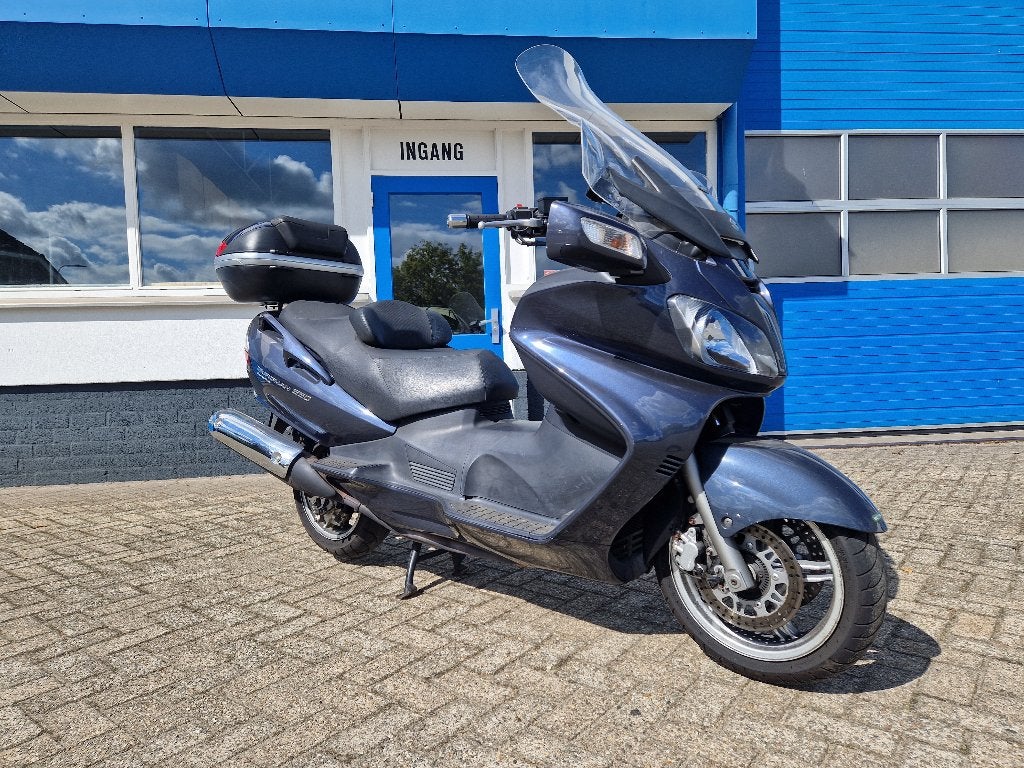 Suzuki AN 650 Burgman motor scooter (Nederland) 650cc an650, Motos, Pièces | Suzuki, Utilisé, Enlèvement