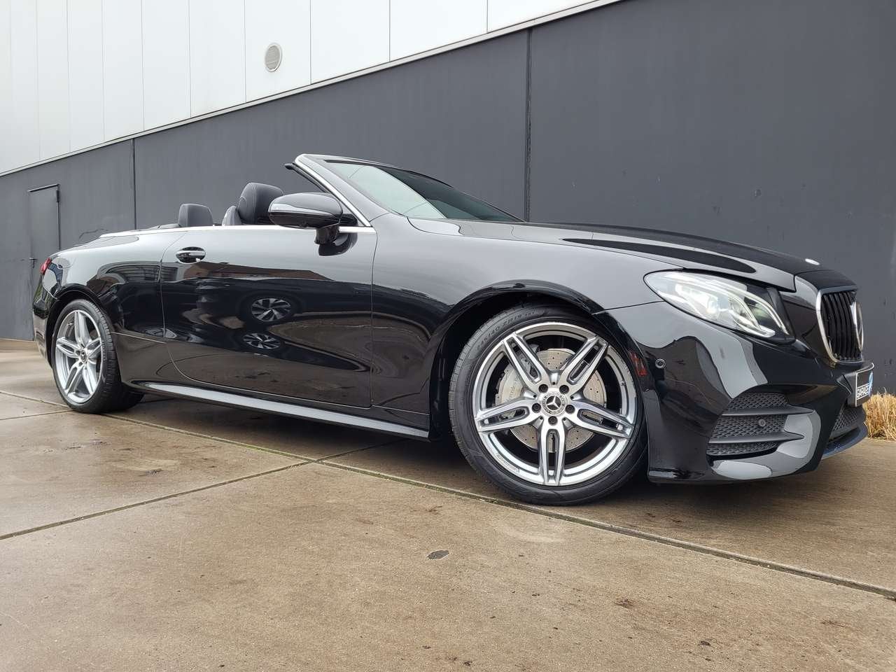 Mercedes-Benz E 220 d Cabriolet *AUT.*AMG PAKKET*ACC*360'CA, Autos, 0 kg, Achat, Euro 6, Cabriolet