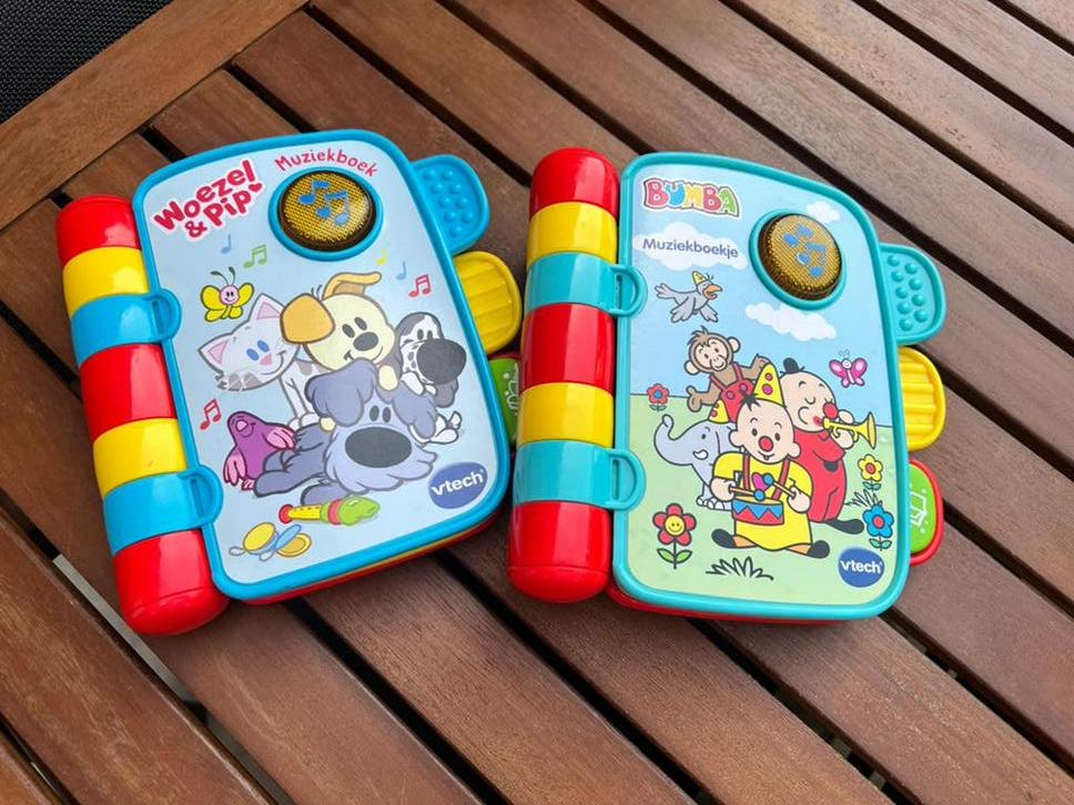 Bumba muziekboekje + Woezel&Pip muziekboekje, Enfants & Bébés, Jouets | Vtech, Enlèvement, Comme neuf