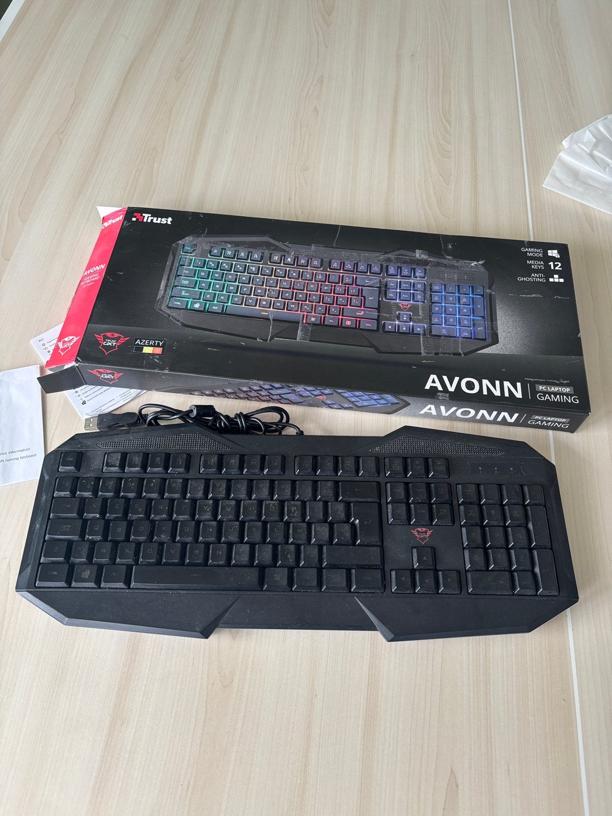 Trust gaming keyboard, Computers en Software, Toetsenborden, Ophalen, Azerty, Bedraad, Gebruikt