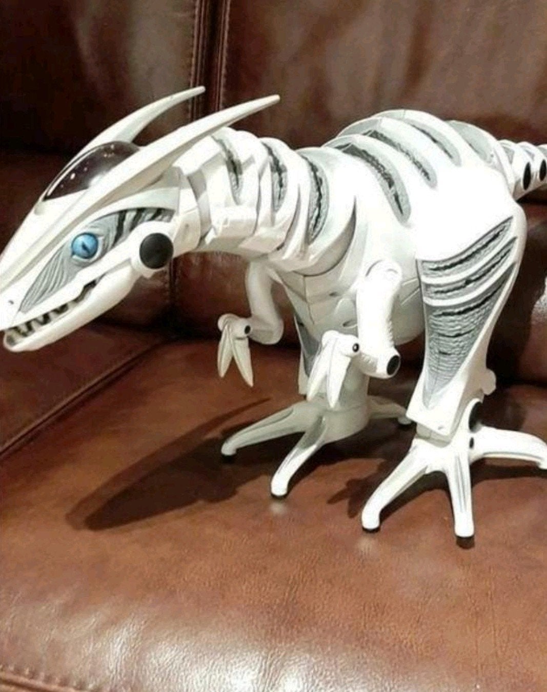 Dinosaurus, stapt en maakt geluid,groot 40 cm Wowwee Roborap, Kinderen en Baby's, Speelgoed | Actiefiguren, Ophalen of Verzenden