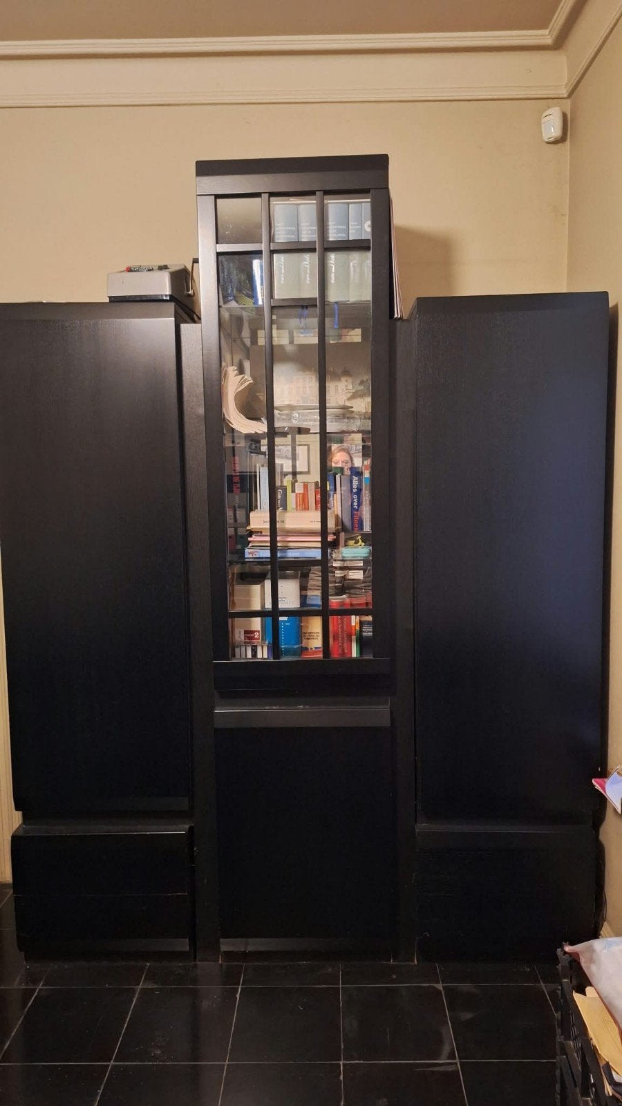 Vitrine d'armoire haute 1,65 m x 0,50 m x H1,85 m (2,25 m), Enlèvement