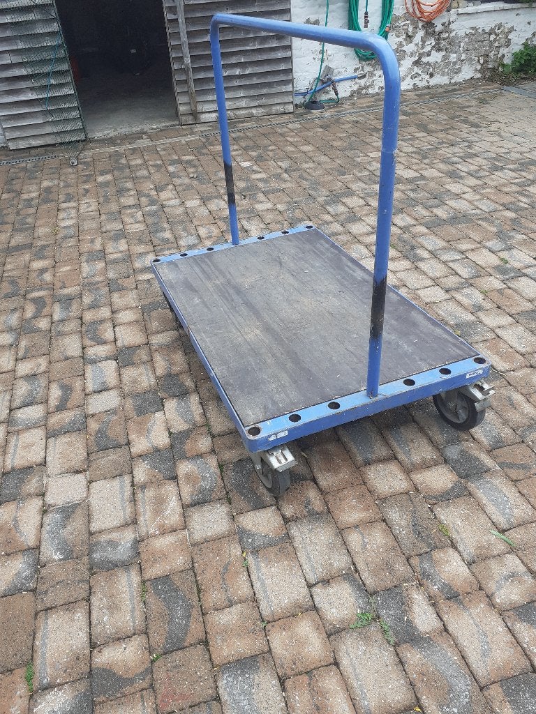 Platenkar 250 kg 130 x 80 cm, Bricolage & Construction, Chariots de transport, Enlèvement, Utilisé, Diable