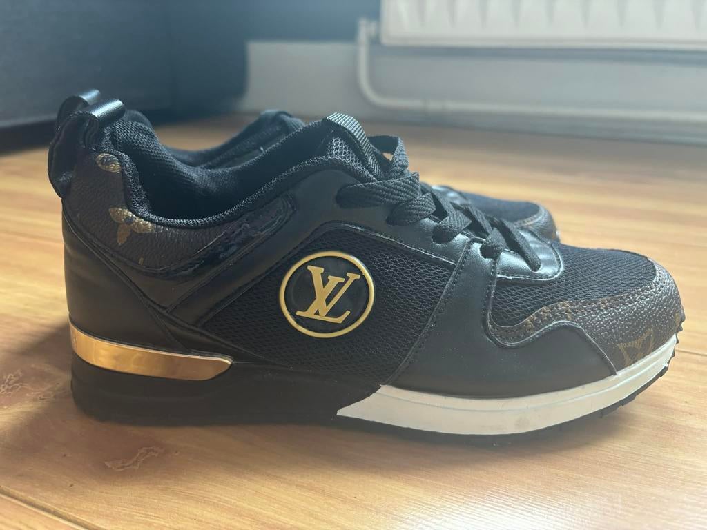 Basket sneakers - louis vuitton - pointure 37-38, Neuf, Enlèvement ou Envoi, Sneakers et Baskets, Brun