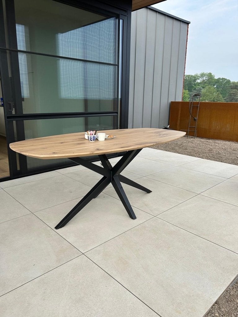 Tables en chêne massif de toutes formes et mesure, Maison & Meubles, Tables | Tables à manger, Enlèvement ou Envoi, Chêne, Info@boomstamtafel.net