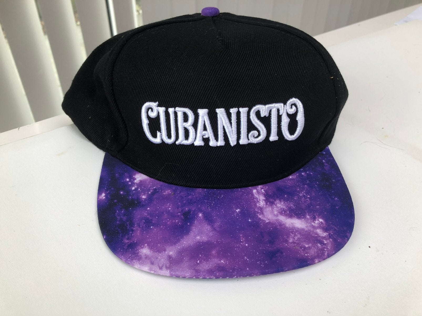 Cubanisto pet, Enlèvement ou Envoi, Neuf, Casquette