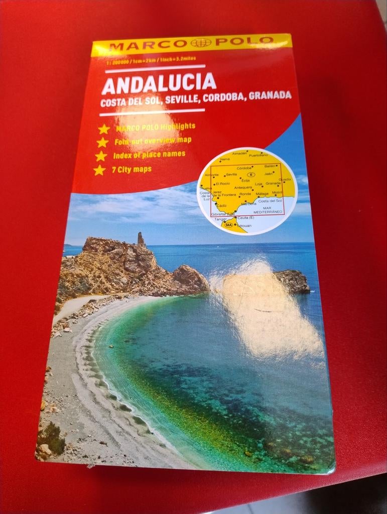 Wegenkaart Andalusië en reisgids, Ophalen