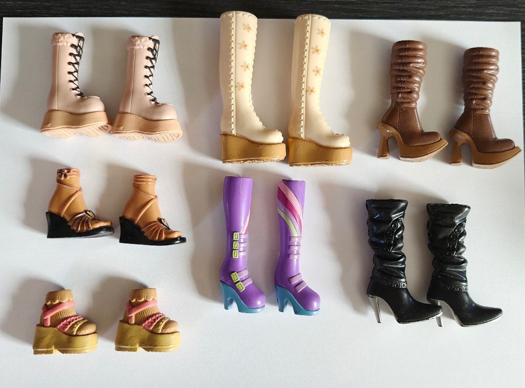 Replacement shoes Disney descendants Wonder Woman Frozen, Kinderen en Baby's, Speelgoed | Poppen, Ophalen of Verzenden, Zo goed als nieuw