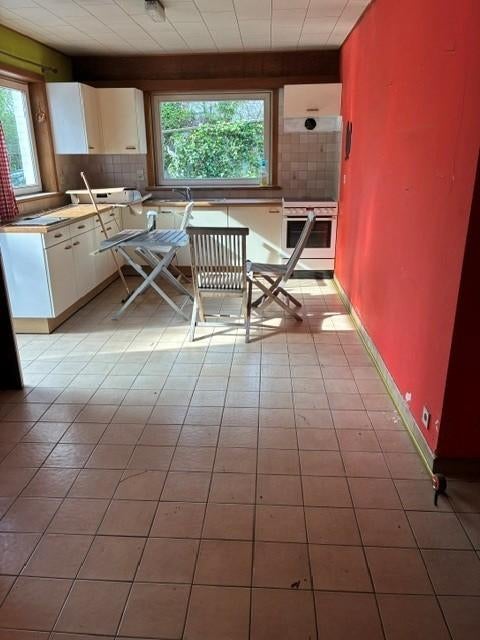 Cuisine GRATUITE - pour sortir et venir vous chercher, Synthétique, Enlèvement, Utilisé, Crème