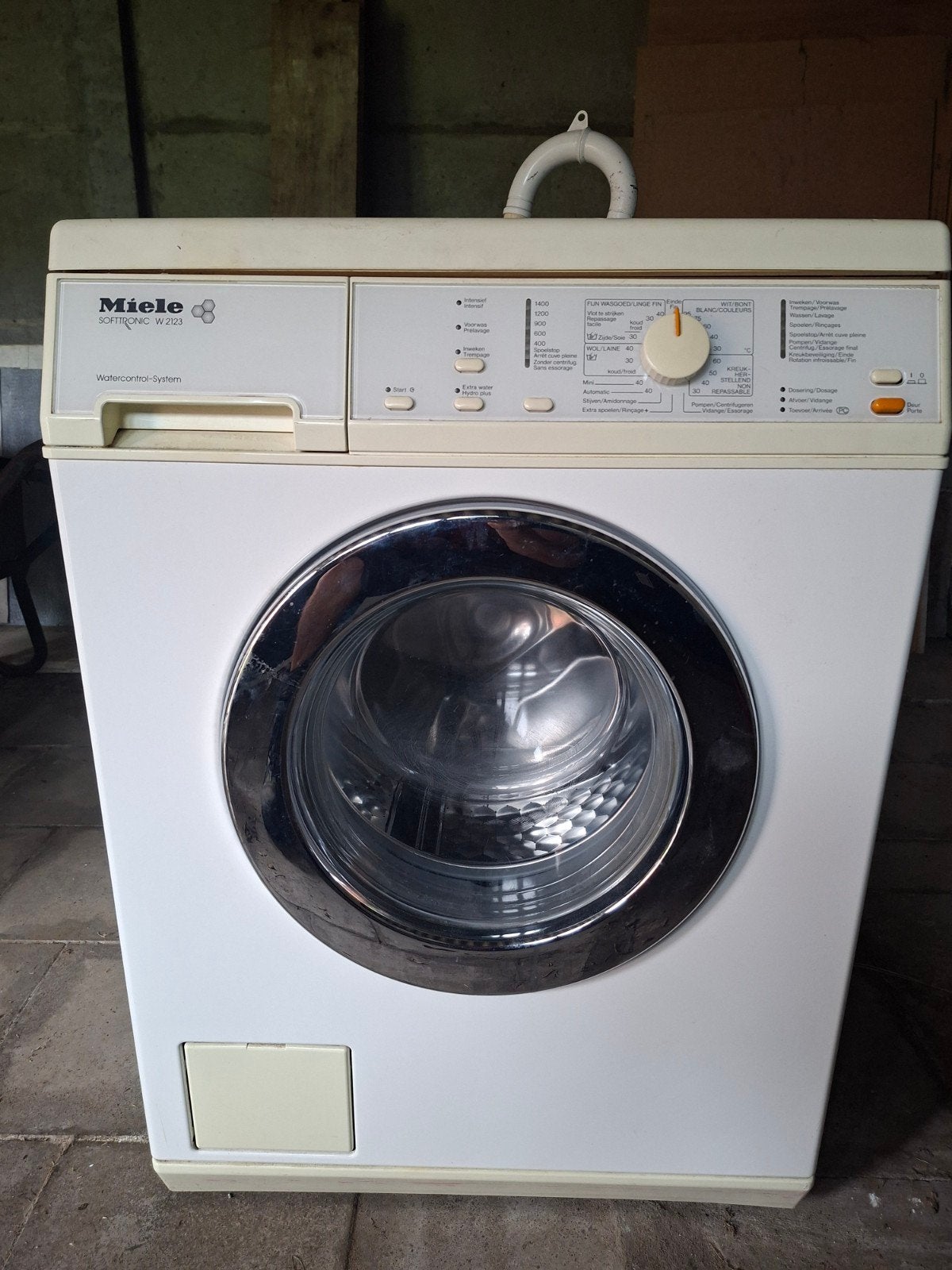 Wasmachine Miele, Ophalen