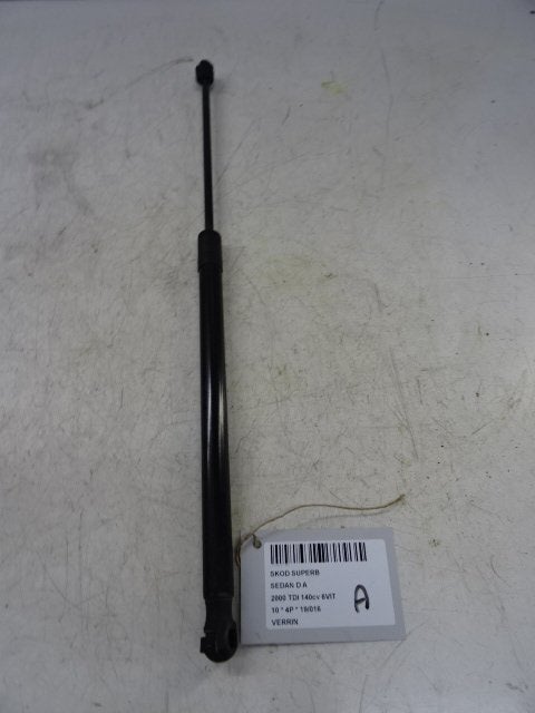 GASDRUKVEER Skoda Superb (3TAA) (01-2008/05-2015), Gebruikt, Skoda