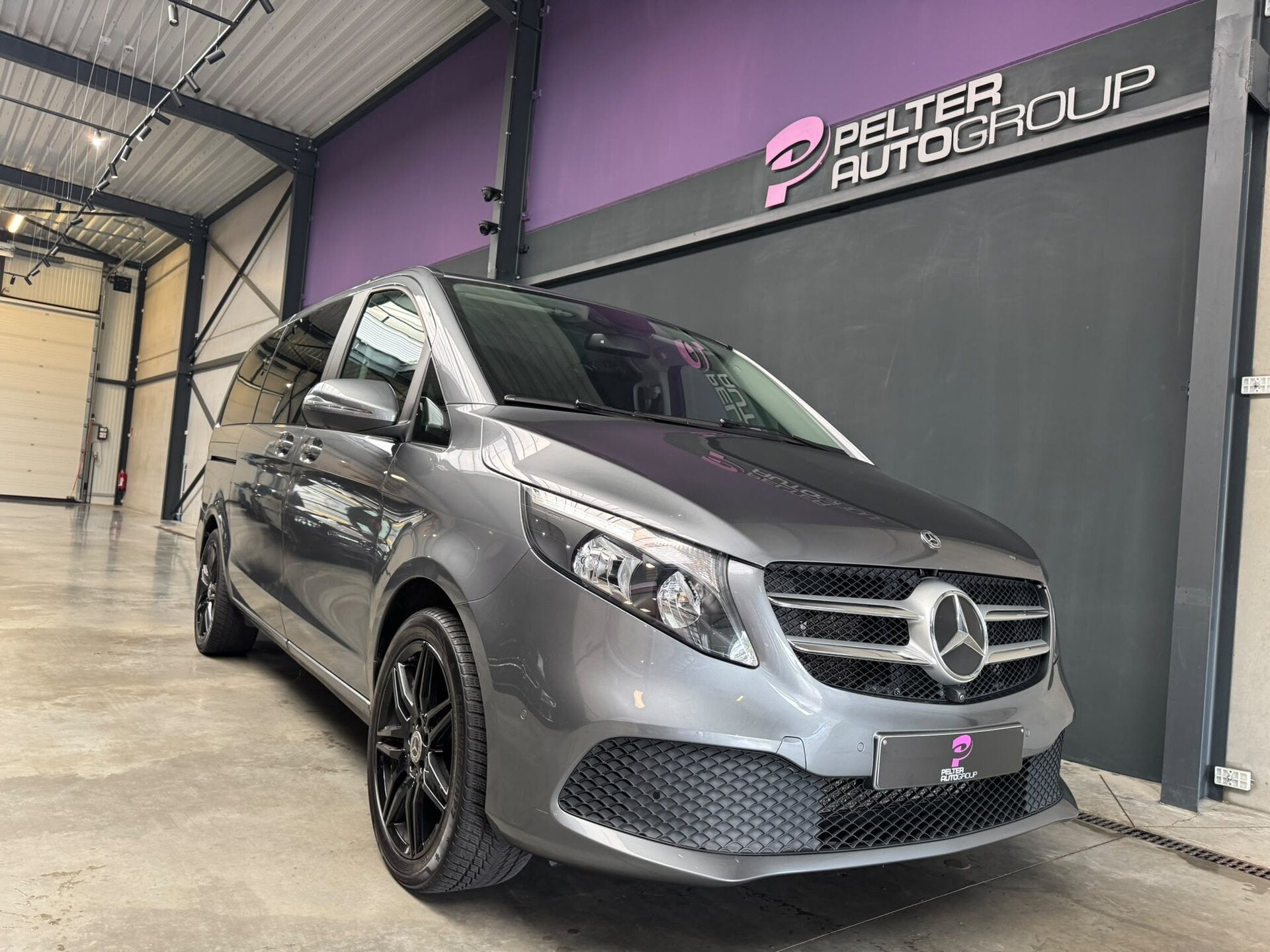 Mercedes-Benz V-Class 300d 240Pk 5-zit lichtevr. 4x4, 174 g/km, 0 kg, Mercedes-Benz, Bedrijf