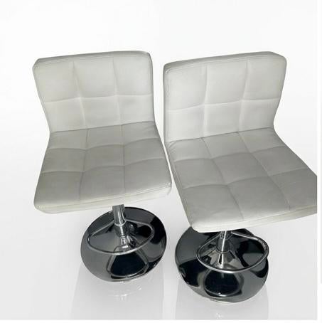 Set van 2 Witte Tufted Barstoelen, Huis en Inrichting, Stoelen, Ophalen