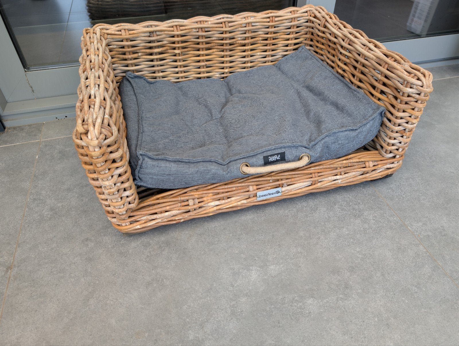 Rieten hondenmand (68x51x28) - zgan, Ophalen of Verzenden, Zo goed als nieuw, Riet
