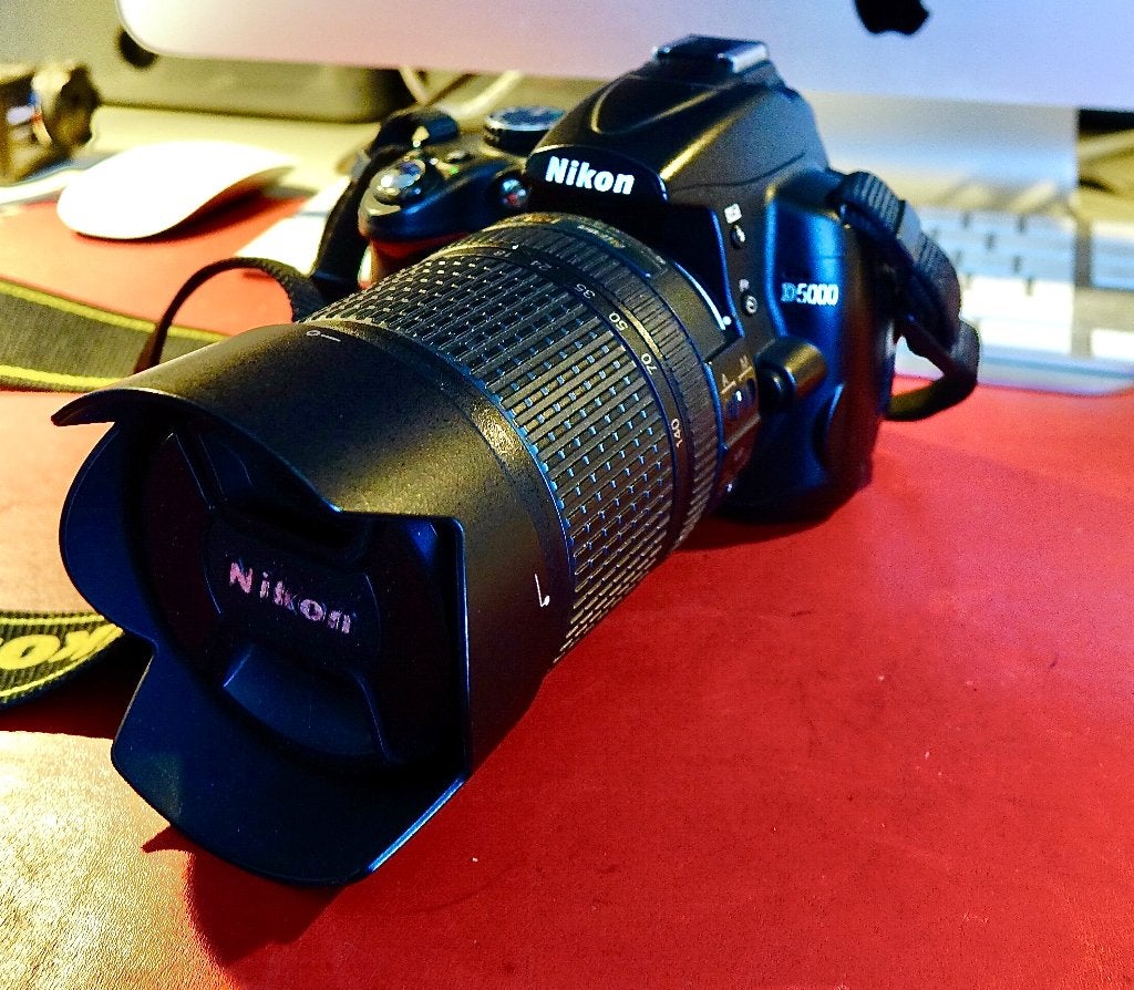 Nikon D5000 met Nikon 18-140mm VR als nieuw, Audio, Tv en Foto, Spiegelreflex, 21 megapixels, Ophalen of Verzenden, Zo goed als nieuw
