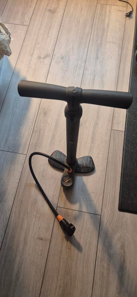 Fietspomp, Ophalen of Verzenden