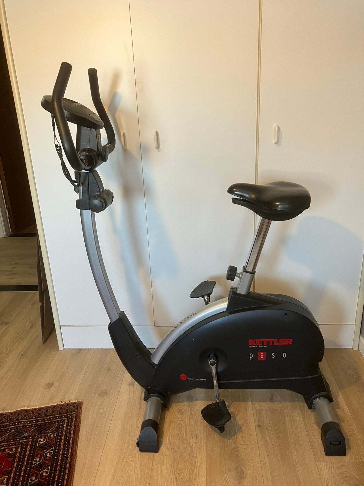 Hometrainer fiets, Sport en Fitness, Ophalen, Zo goed als nieuw, Benen, Hometrainer
