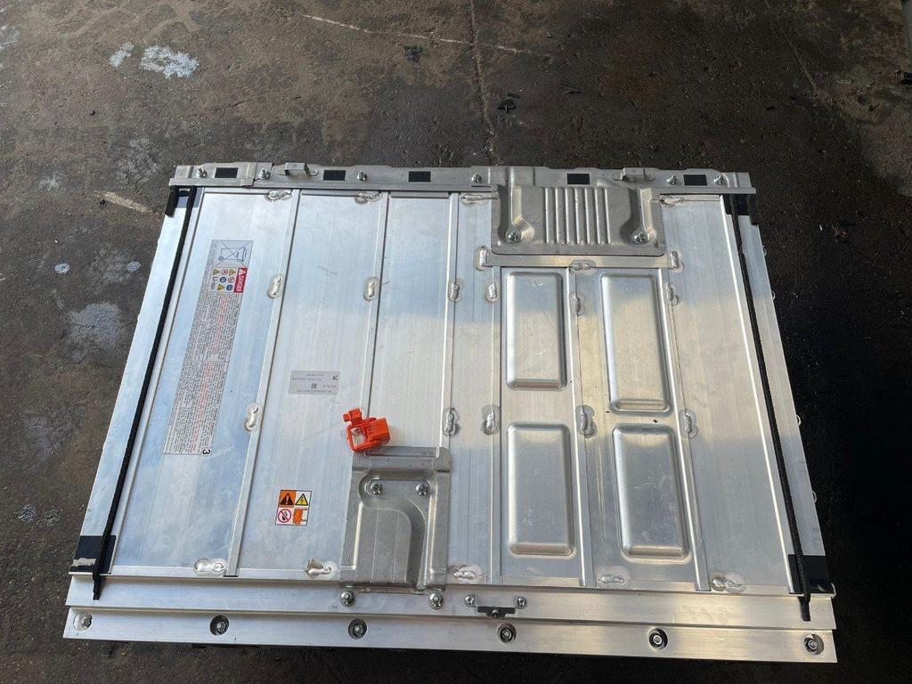 Hybride hoogspannings accu Toyota Prius, Onderdelen@venauto.nl, Van der Ven Autorecycling B.V., Gebruikt, Ettenseweg 76, 4706 PB Roosendaal, The Netherlands