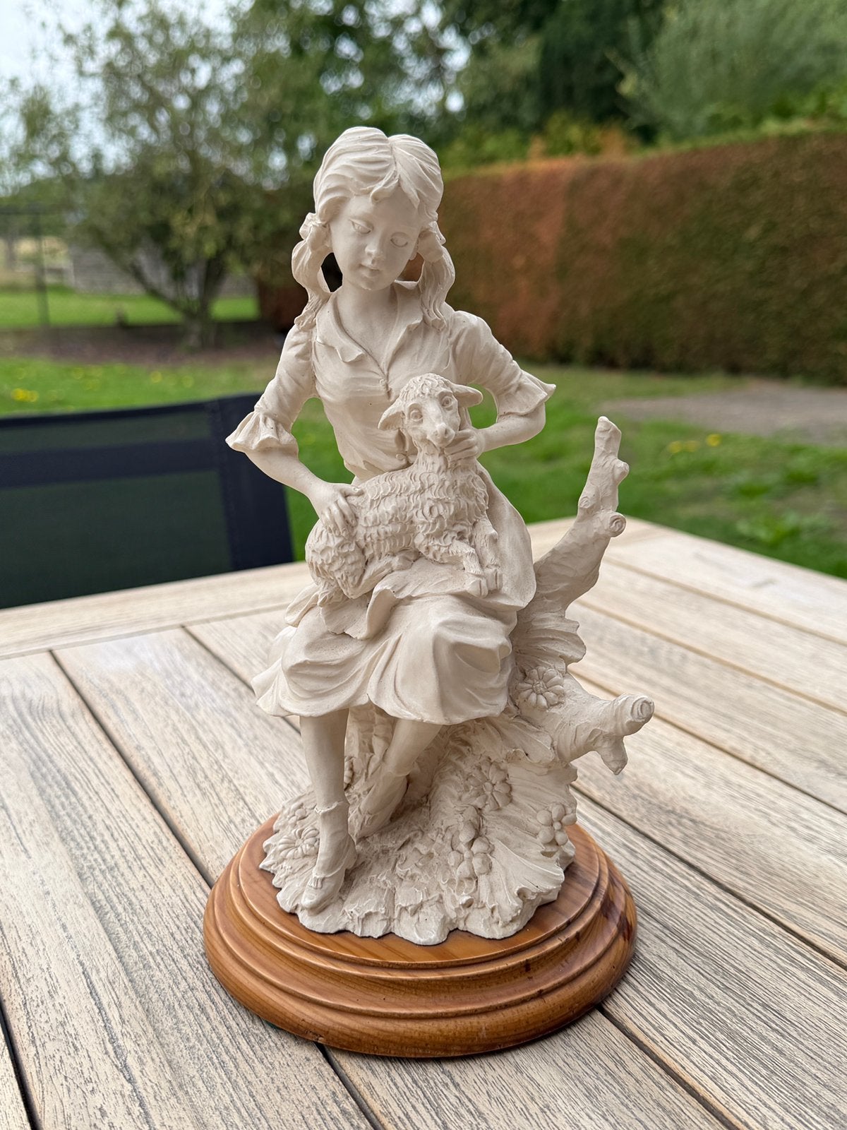 Vintage decoratief beeld meisje, Ophalen
