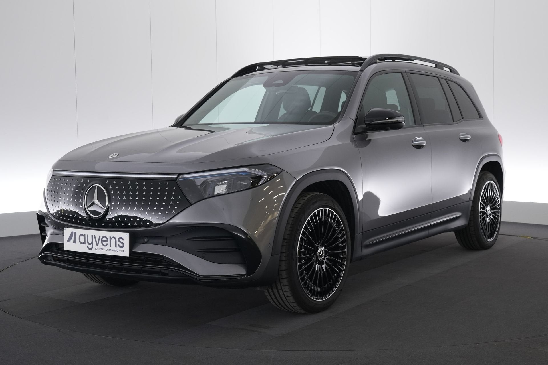 (2HPZ593) MERCEDES-BENZ EQB, Gebruikt, EQB, 67 kWh, 5 zetels
