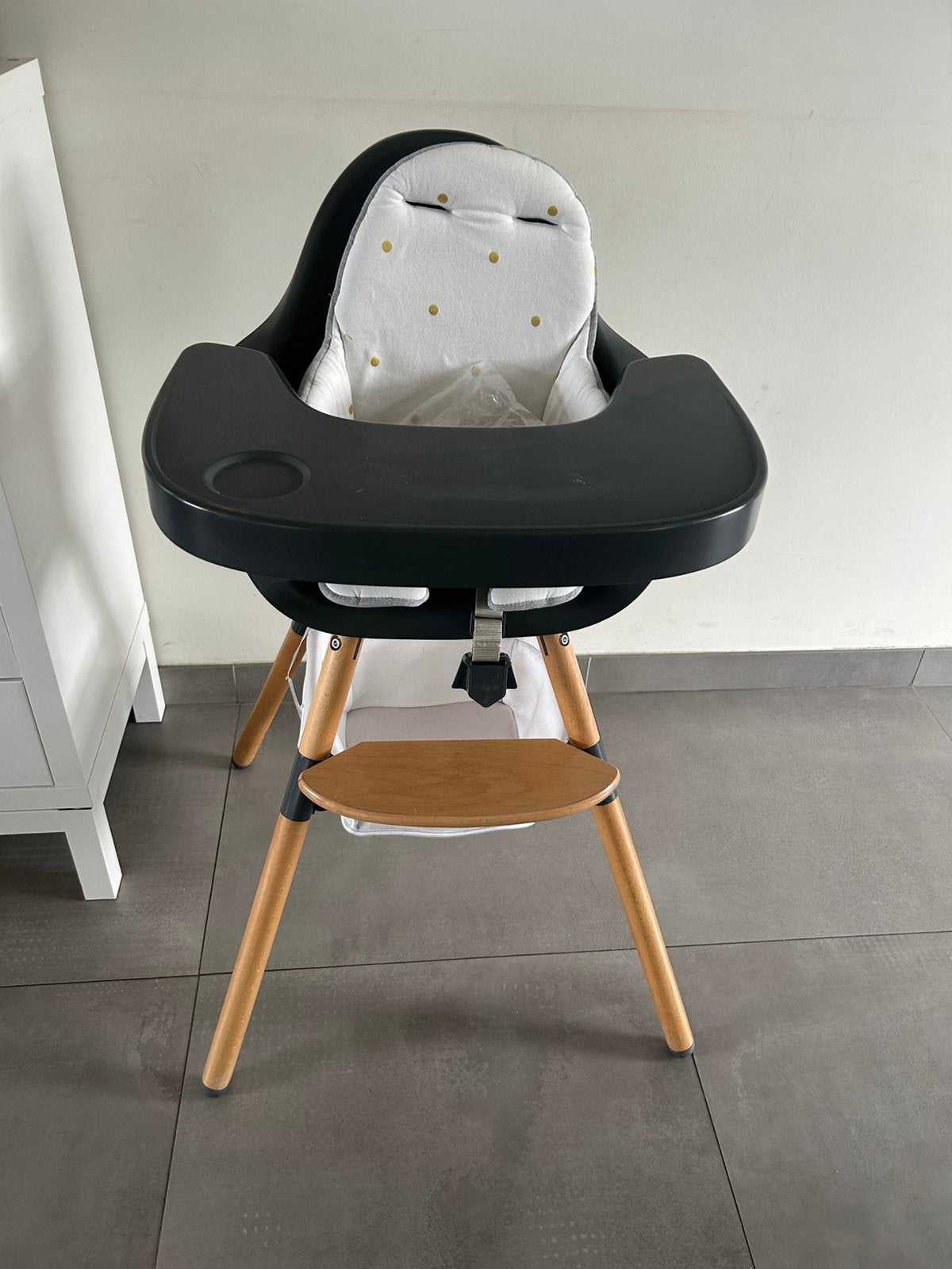 Childhome eetstoel evolu atraciet, Enlèvement, Utilisé