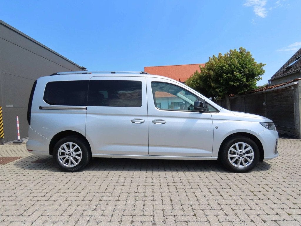 Ford Tourneo Connect Grand Tourneo Connect 1.5 EcoBoost Tita, Automaat, Bluetooth, 4 cilinders, 5 deurs