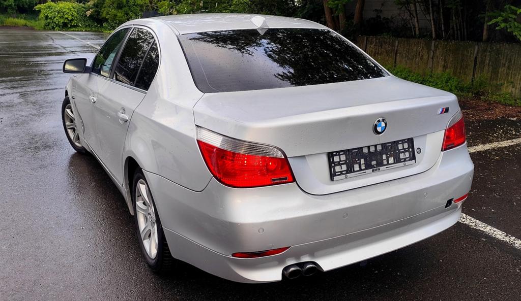 BMW 520i 170 pk, 332.xxx km 2004, Auto's, Particulier, Te koop