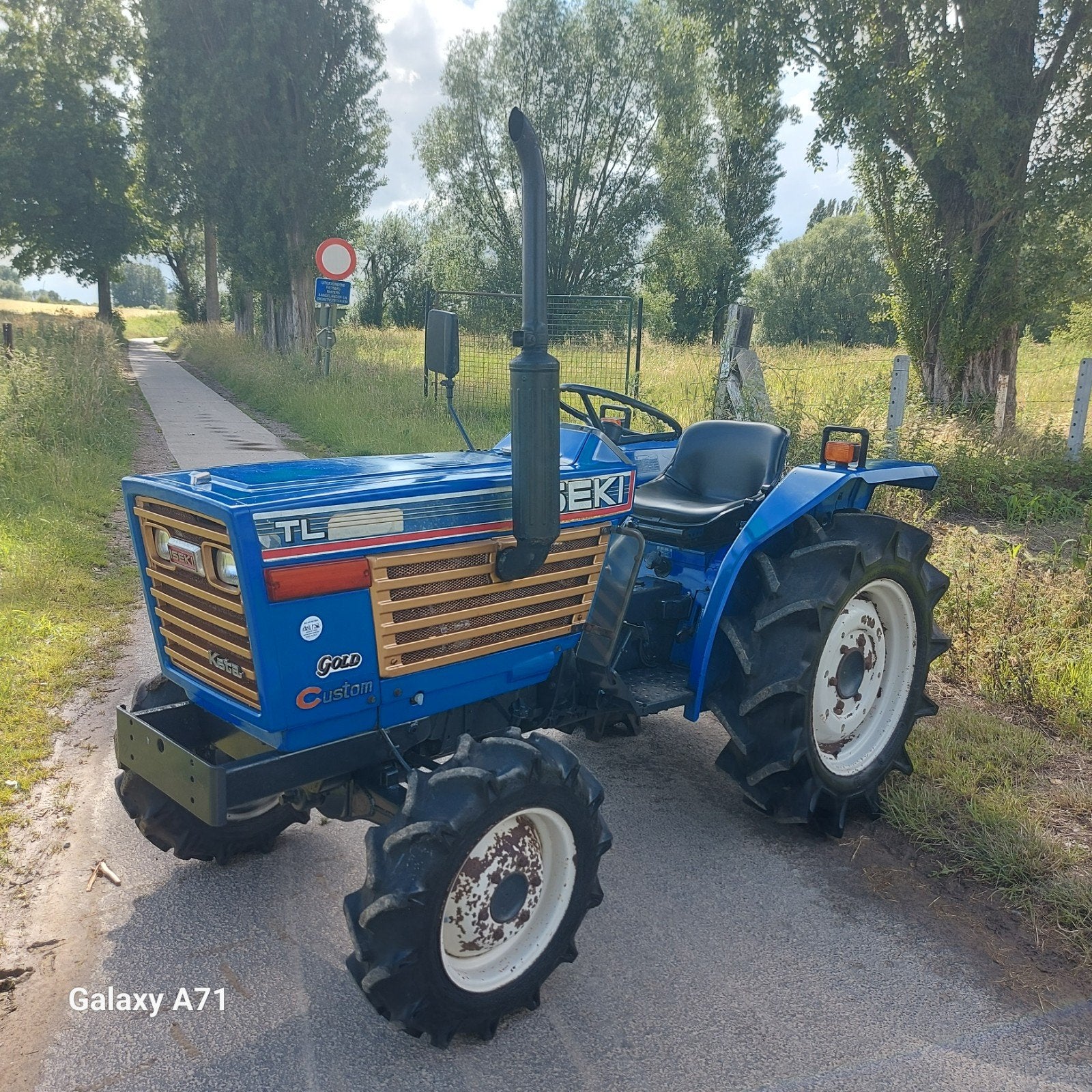 Minitractor iseki 22pk 4x4 servo GOLD EDITION, Articles professionnels, Agriculture | Tracteurs, Enlèvement