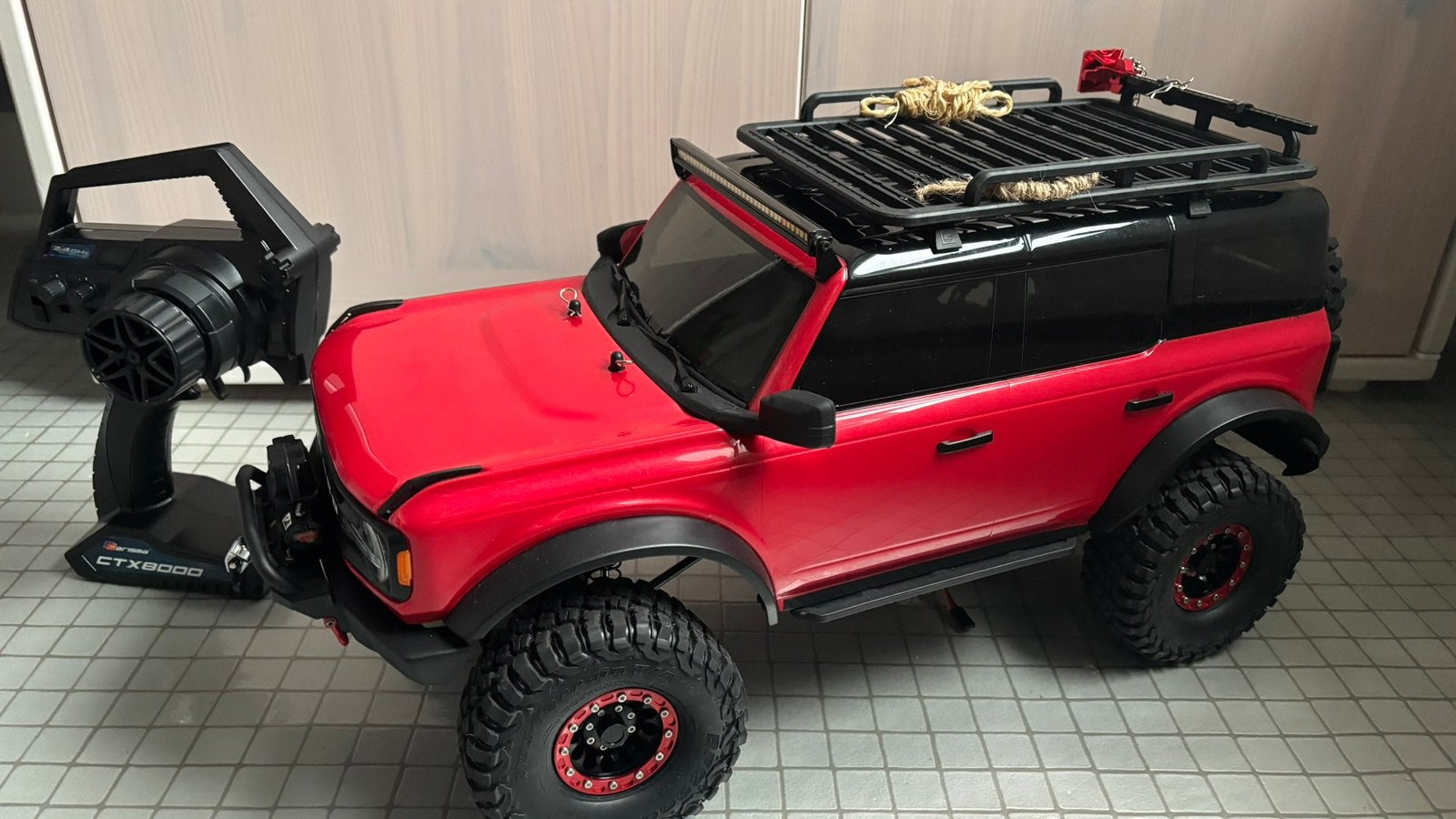 Ford bronco 1/10 rc, Enlèvement, Neuf