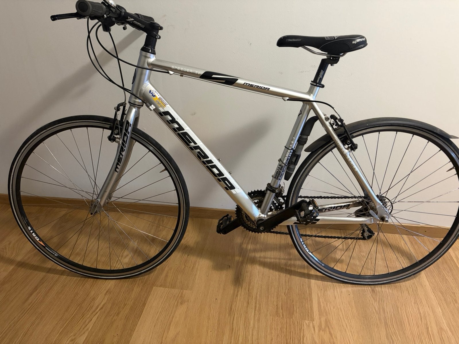 Merida Speedster T1, 10 à 15 vitesses, Frein sur jante, 57 à 61 cm, Enlèvement