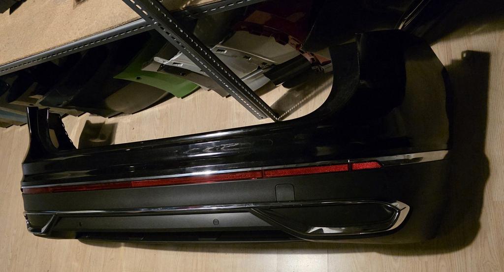 Achterbumper VW Tiguan 5NA Facelift Highline 6xPDC COMPLEET, Gebruikt, -, -, Ophalen of Verzenden