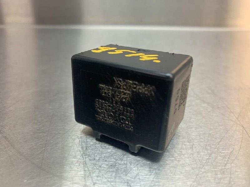 DIVERS RELAIS Toyota Verso (|895A168010|0618000620|), Utilisé, Toyota