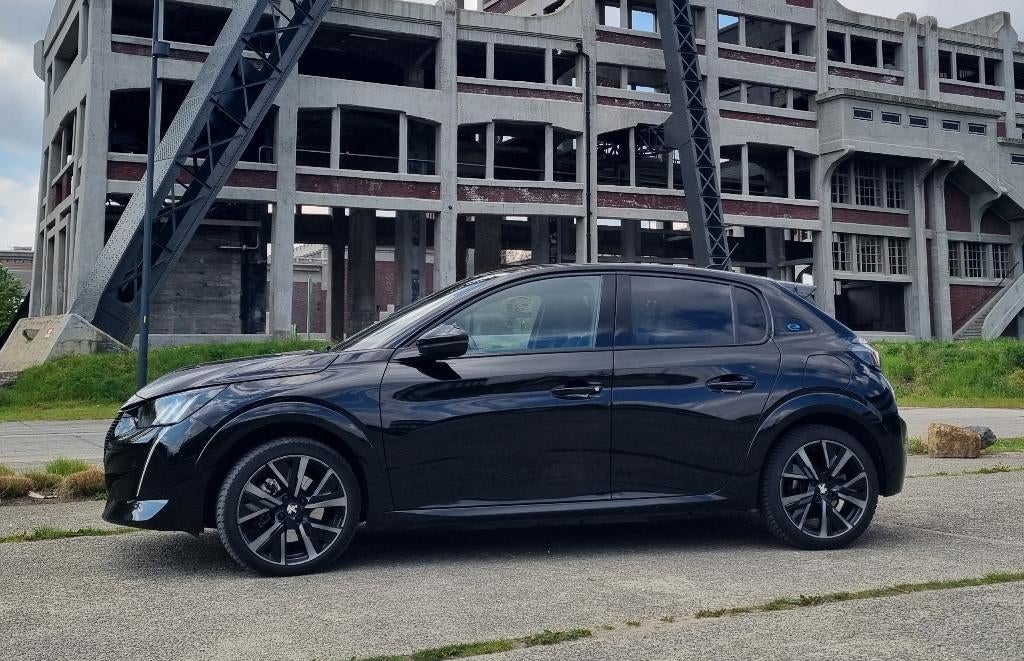 Peugeot e-208 GT van 2023, Auto's, Peugeot, Particulier, Achteruitrijcamera, Airconditioning, Apple Carplay, Dodehoekdetectie