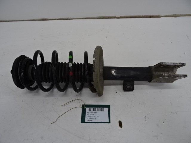 AMORTISSEUR OU ABSORBEUR DE CHOC AVANT DROIT 308 (4A / C), Utilisé, Peugeot
