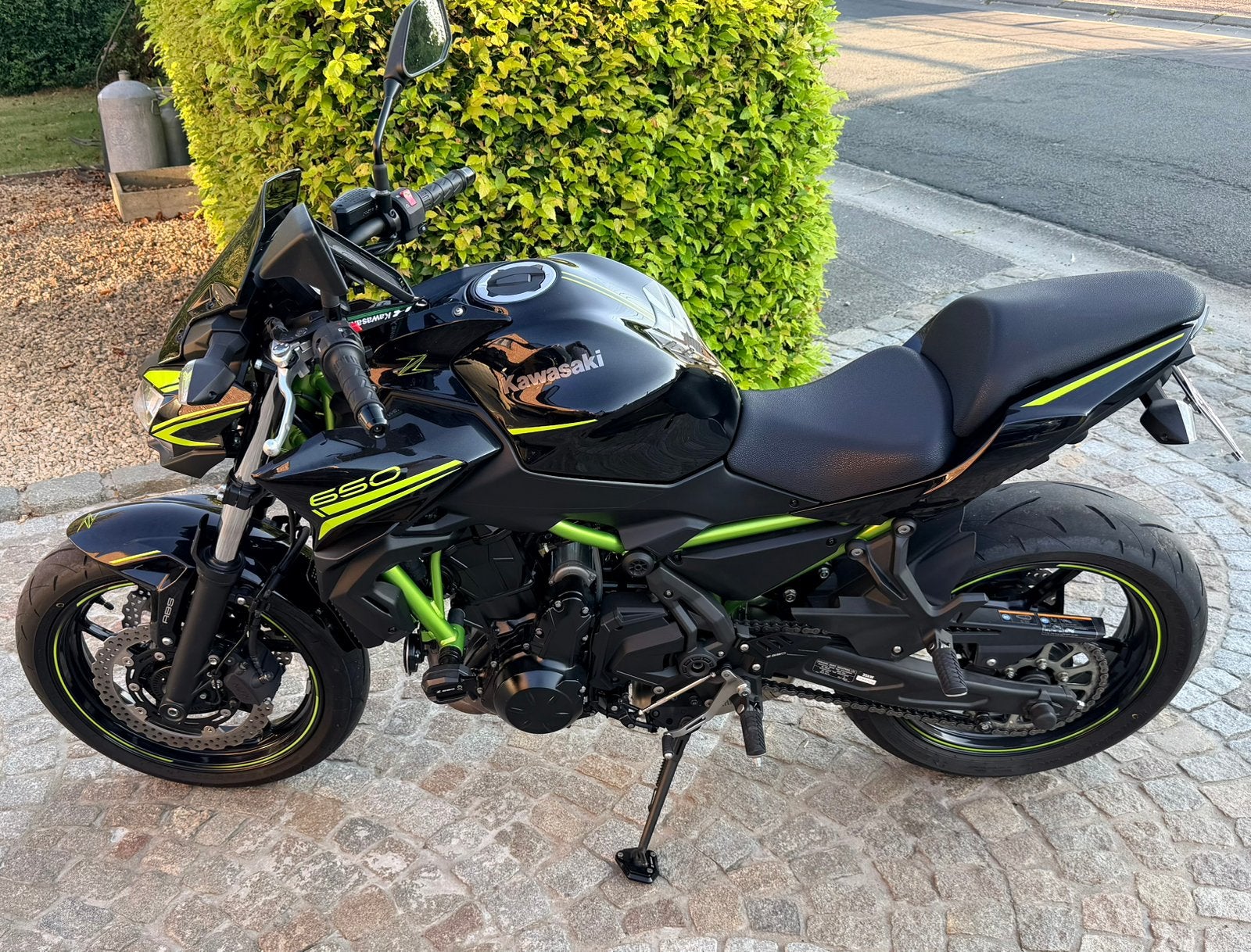 Kawasaki z650, Occasion, 2 cylindres, Particulier, Permis Moto A2 minimum