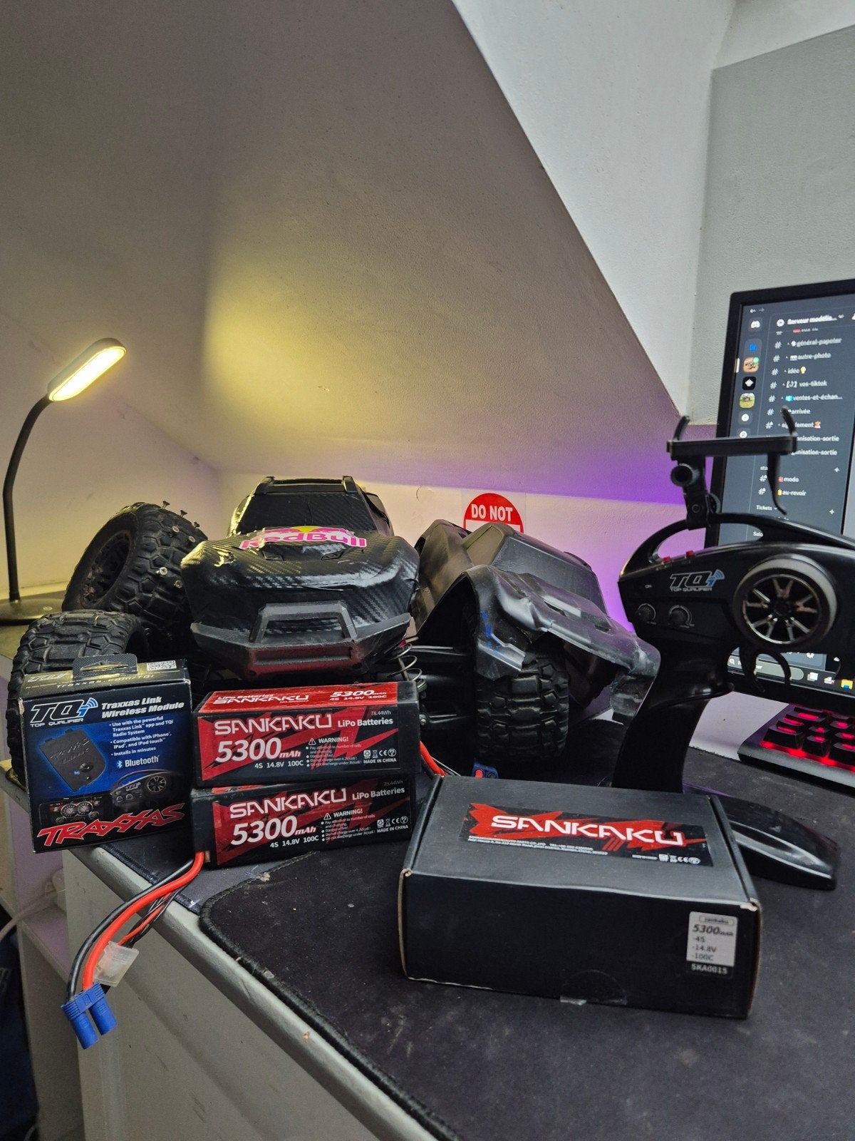 Traxxas maxx v2, Hobby & Loisirs créatifs, Modélisme | Radiocommandé & Téléguidé | Voitures, Utilisé, Voiture off road, Électro