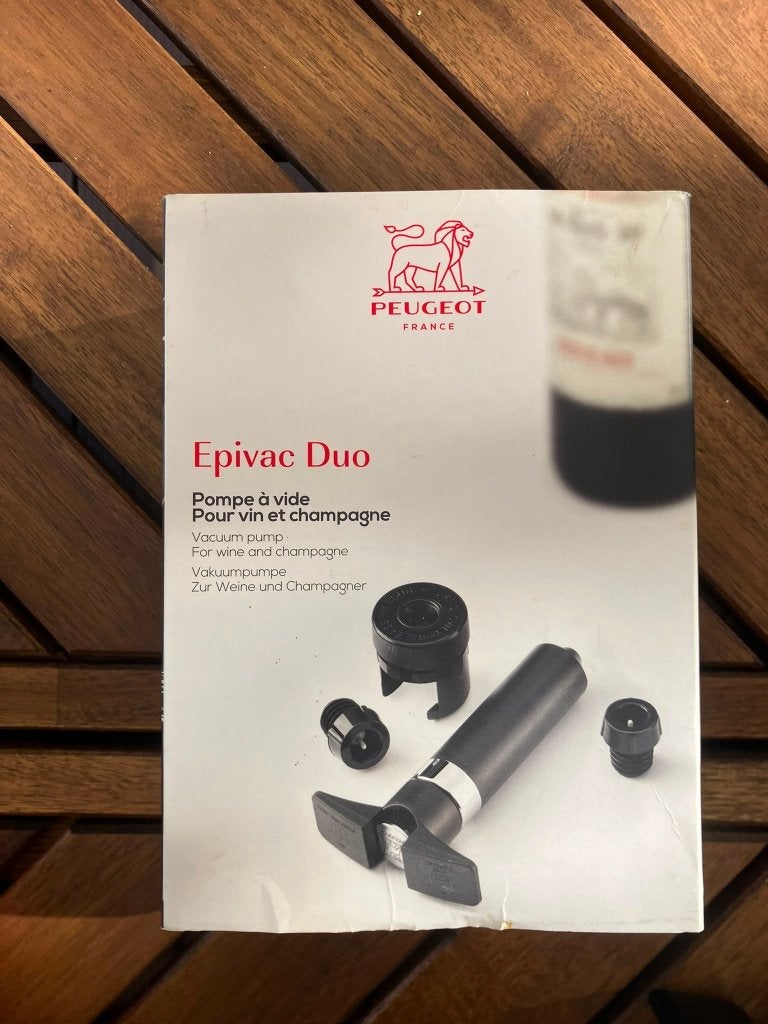 Coffret Peugeot Epivac Duo — Pompe à vide vin & champagne, Enlèvement, Utilisé, Vin rouge