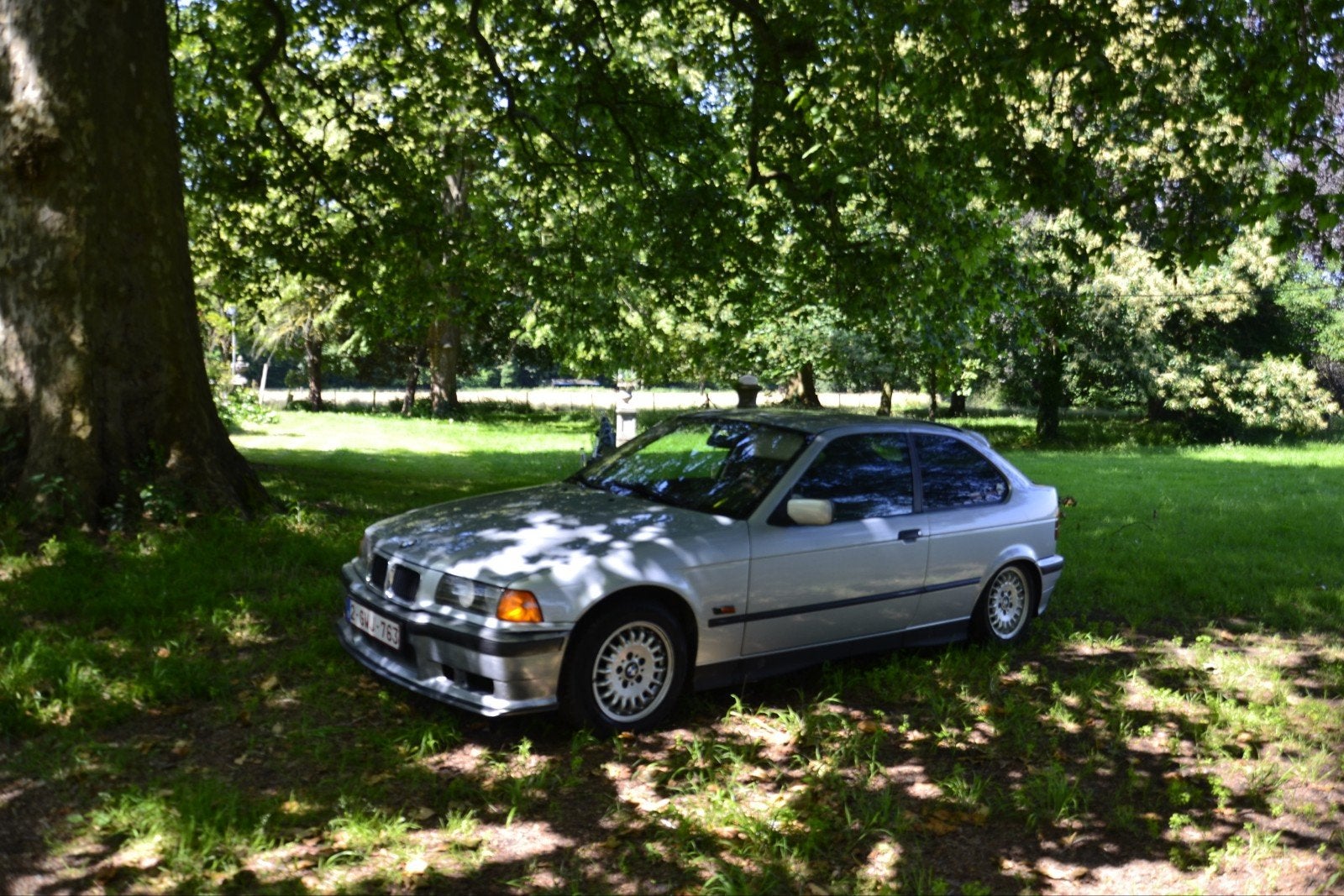 Bmw e36 compact 316i, Autos, BMW, Particulier, Achat, Radio
