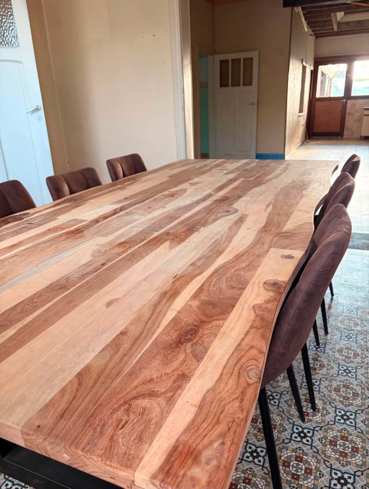 Eettafel, Ophalen, Zo goed als nieuw
