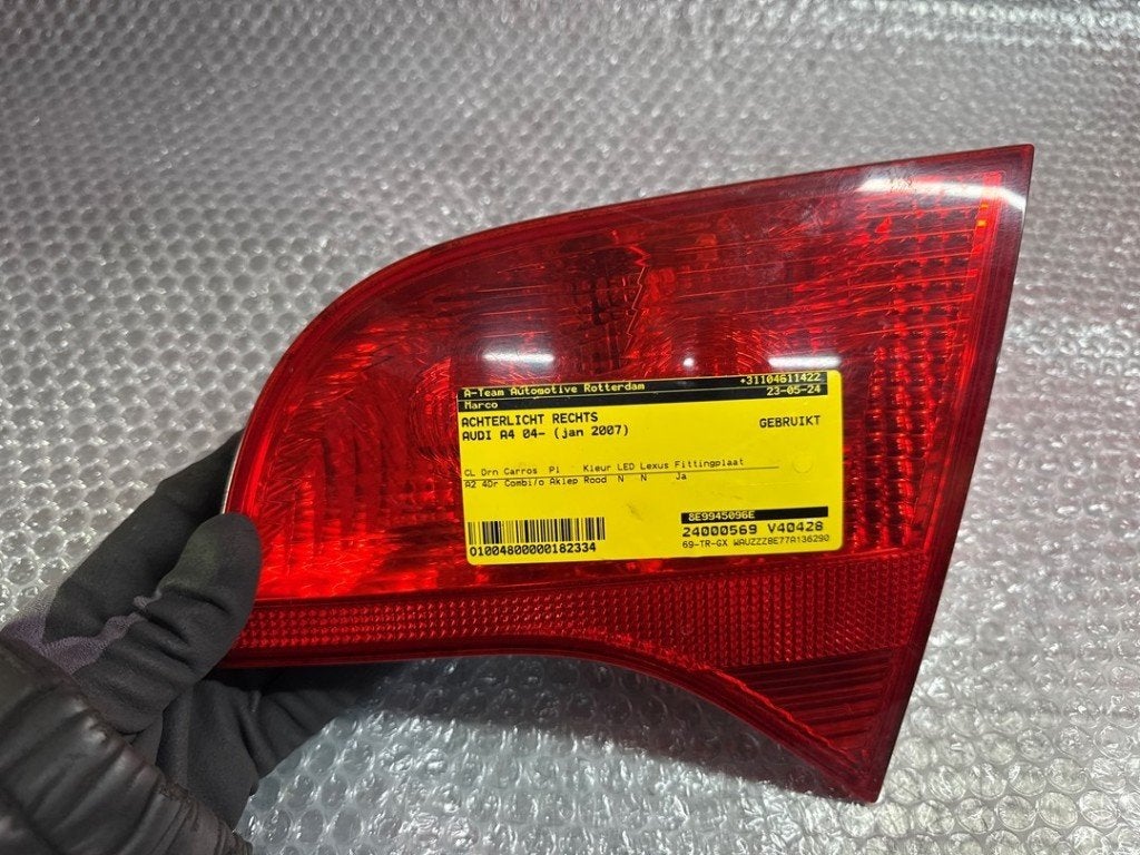 ACHTERLICHT RECHTS A4 Avant (B7) (|8E9945096E|8E9945096G|), Info@audi.de, Audi, Audi AG, Gebruikt
