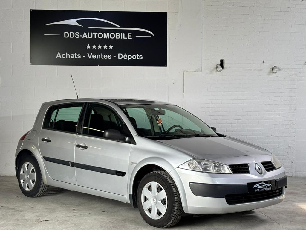 ***Renault Mégane 12 maanden garantie, Auto's, Renault, Zwart, 4 cilinders, 5 deurs, Euro 4