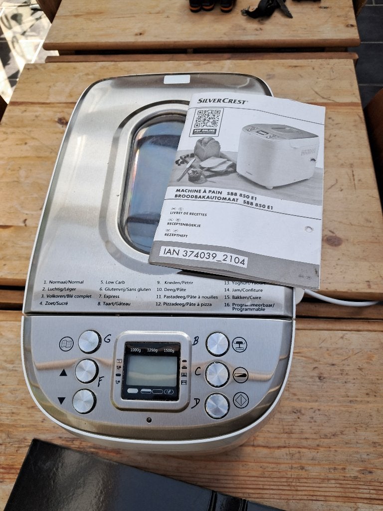 Machine à pain  silvercrest, Elektronische apparatuur, Broodbakmachines, Ophalen, Zo goed als nieuw, Met timer