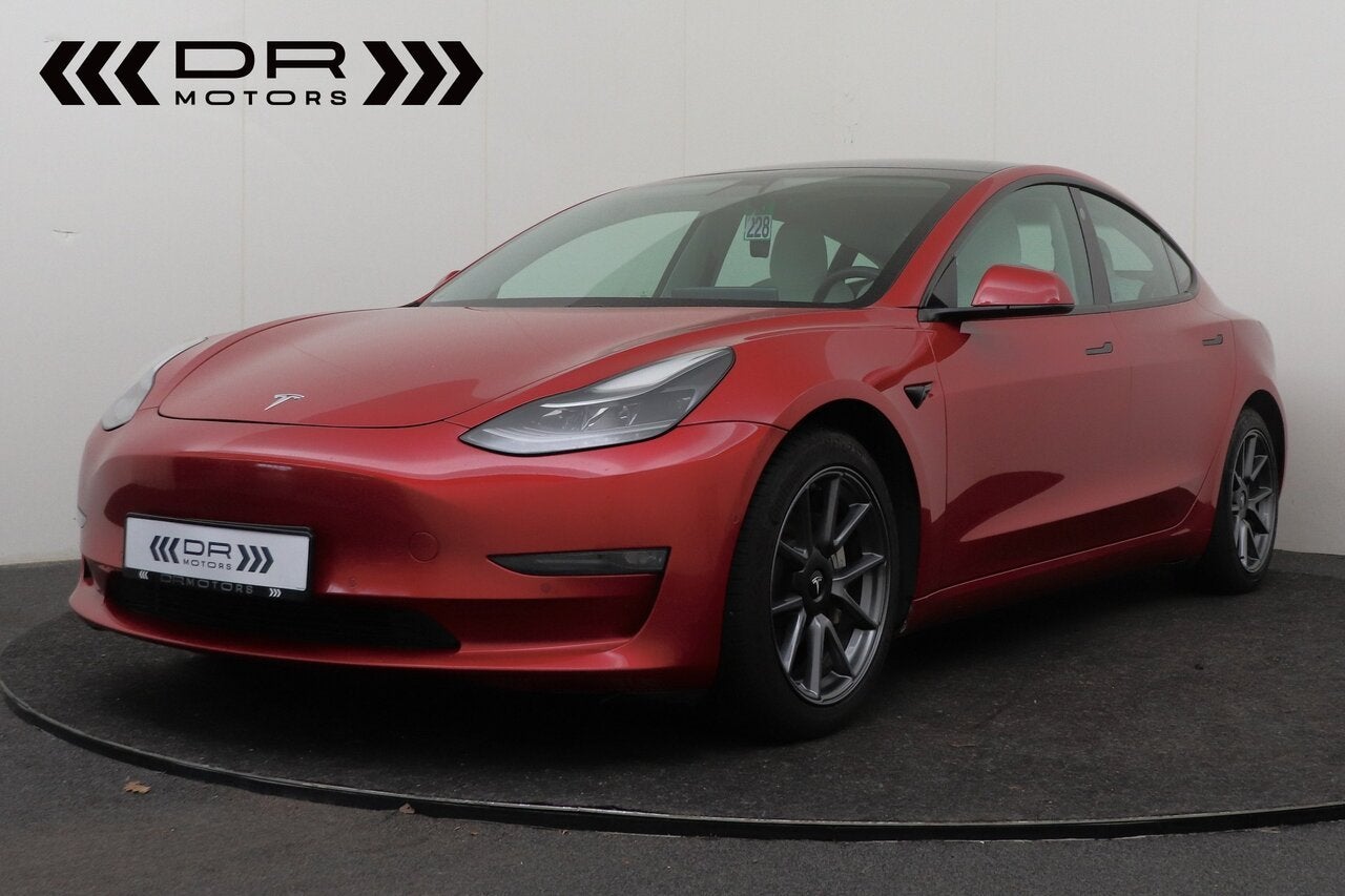 Tesla Model 3 76 kWh AWD Long Range Dual Motor (366kW), Auto's, Tesla, 0 kg, 498 pk, 5 deurs, Parkeersensor