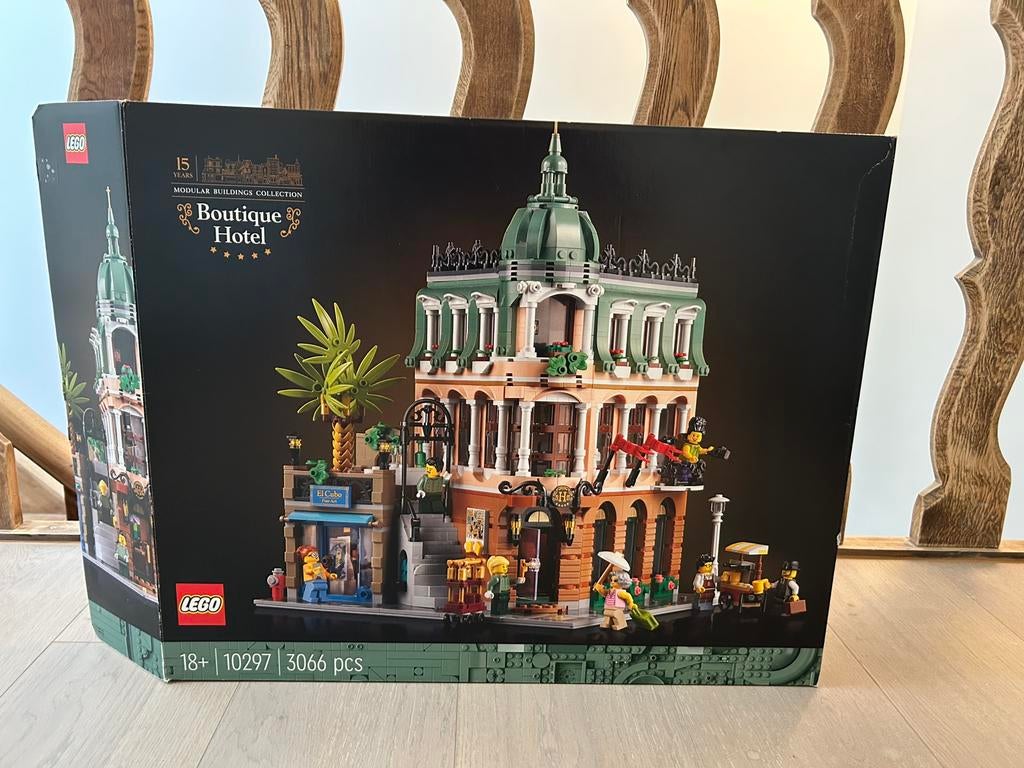 Lego 10297 doos & boek - Lego 31231 doos, Ophalen, Zo goed als nieuw, Lego