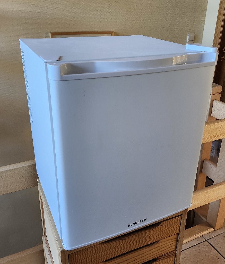 Mini frigo KLARSTEIN 38 l, Moins de 45 cm, Enlèvement, Sans bac à congélation, Comme neuf
